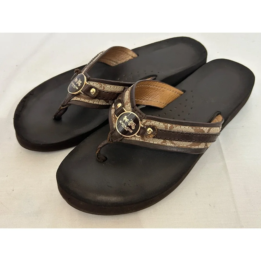 COACH Jasmine Logo Flip Flop Thong Logo Sandals SZ 7B Brown Cushioned Insole